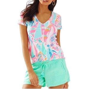 EUC Lilly Pulitzer Michele Tshirt Size XXS